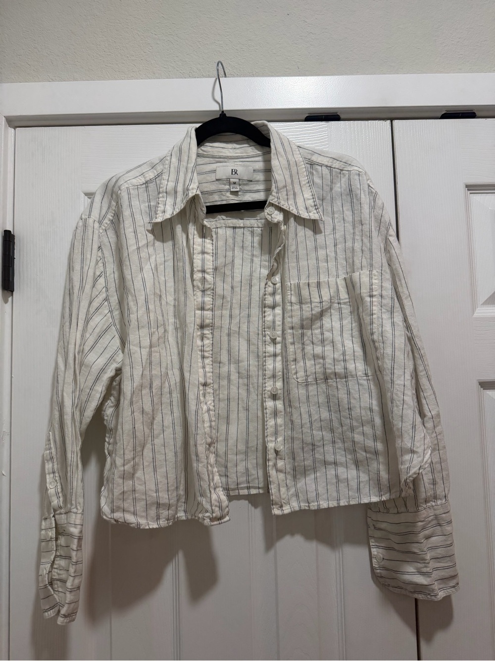 Banana Republic Striped Cropped Linen Buttondown Medium